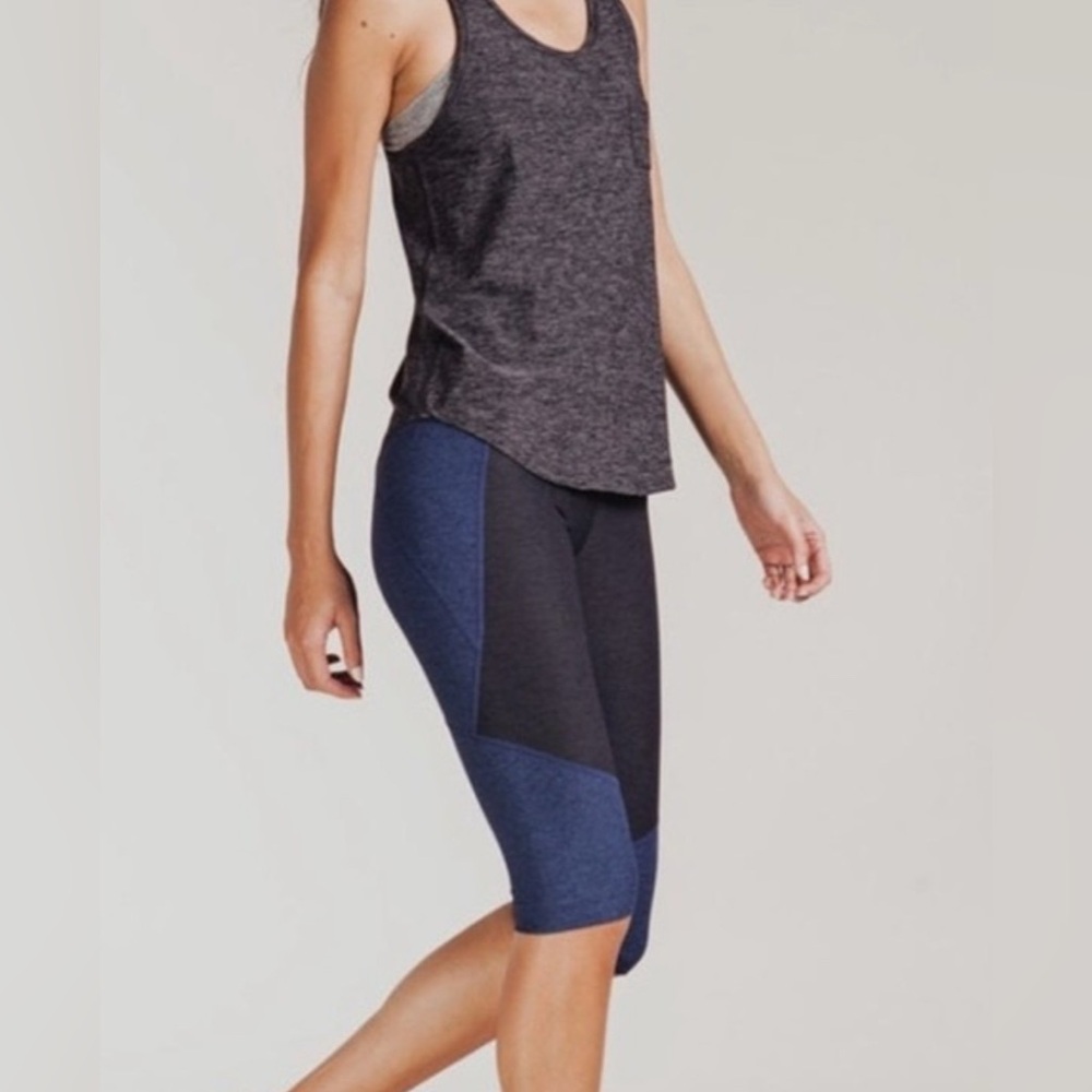 OUTDOOR VOICES Warmup Cropped Leggings - XS